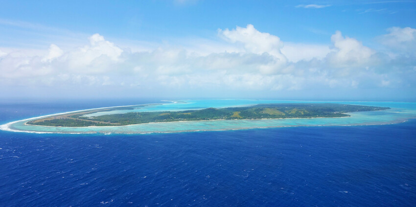 The island of Aitutaki who’s warriors stole Maru’s peak. Flat aside from Maunga Pu who legend says was stolen from Arorangi.