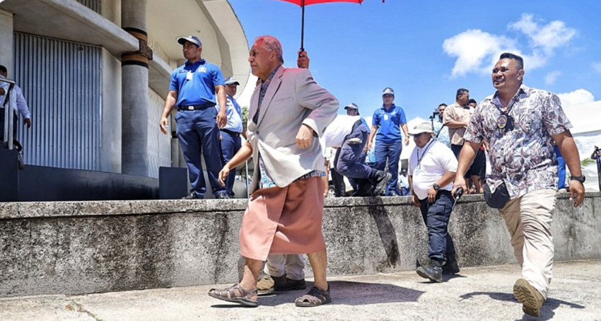 His Highnness, Tuimalealiifano Vaaletoa Sualauvi II arriving at Parliament. Photo Credit: Anetone Sagaga for Samoa Observer