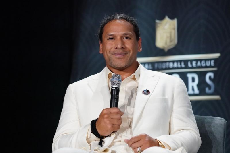 Troy Polamalu Elected to Pro Football Hall of Fame Class of 2020 - Samoa  Global News